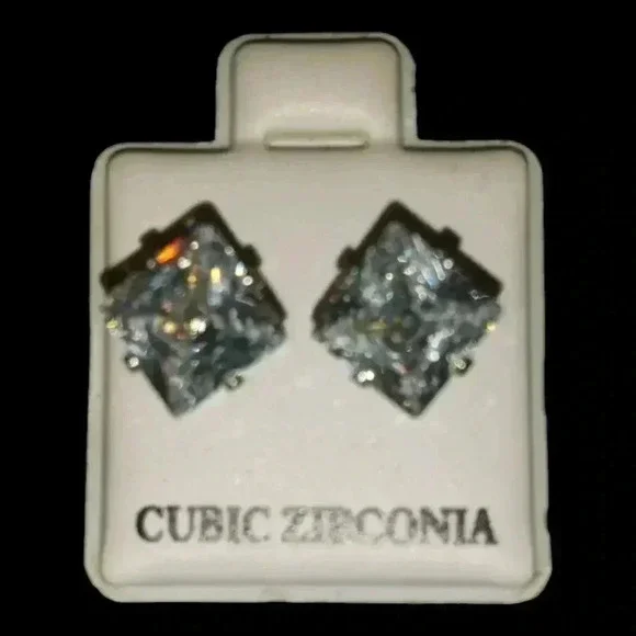 Ladies Beautiful Sparkling Earrings, Brand New, With Leather Pouch, - Picture 2 of 6